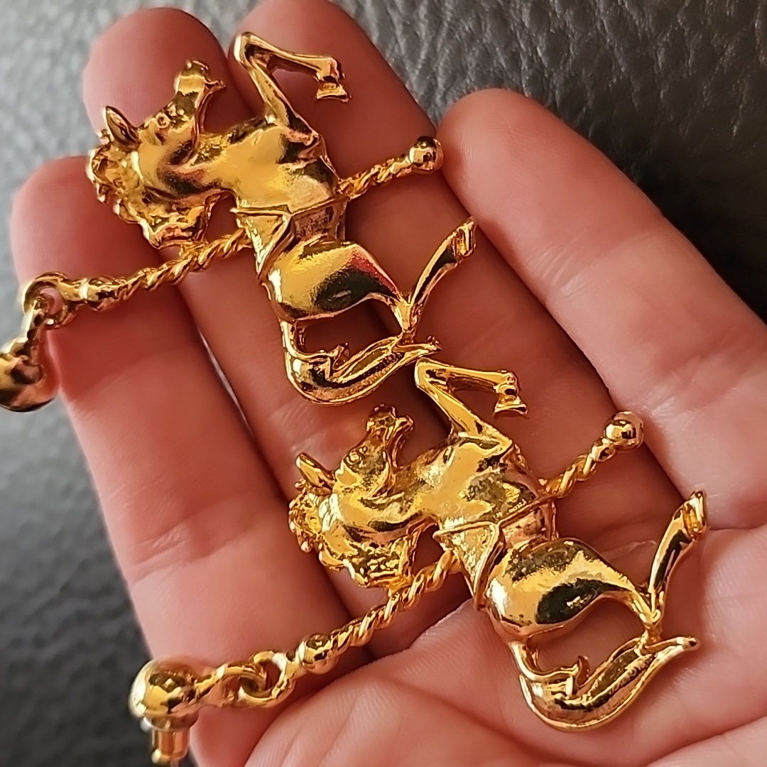 Vtg Earrings